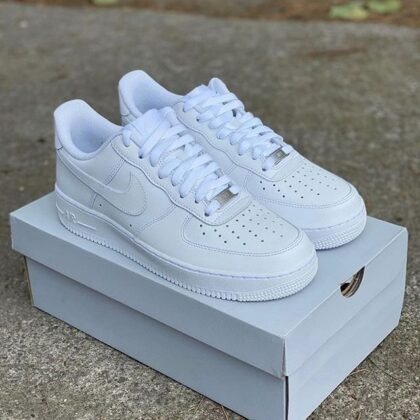 Nike Air Force 1 'Triple White'